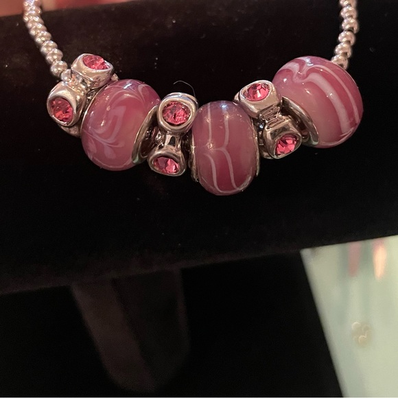 Jewelry - Pink Beaded Bracelet on Chain